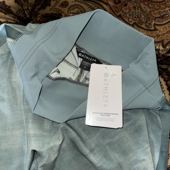 NWT ATHLETA Nikita Slim Tapered Crop Pant 4 - Picture 4 of 8